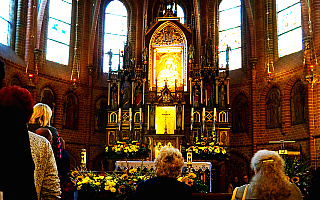 W Gietrzwałdzie odbyły się uroczystości z okazji 143. rocznicy rozpoczęcia objawień Matki Bożej